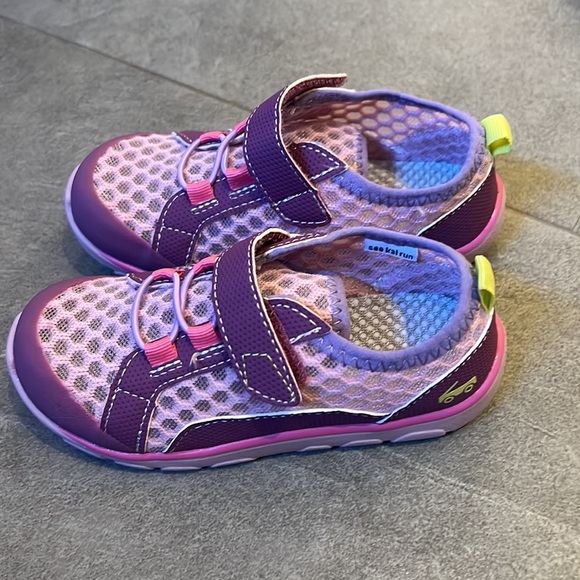 See Kai Run Sneakers Size 11 - Picture 2 of 3